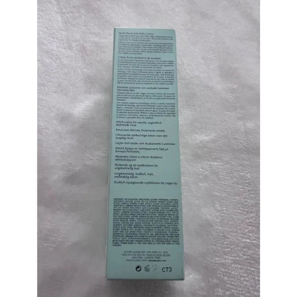 Revitalizing Supreme+ Youth Power Soft
Milky Lotion Moisturizer - Picture 8 of 8